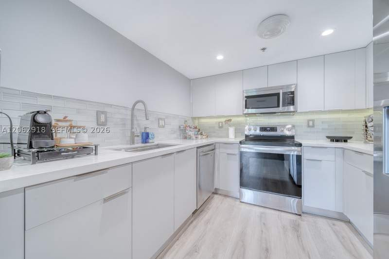 1 bedroom Condominium at 1650 Coral Way 510, Marbella Condo, Miami — photo 4