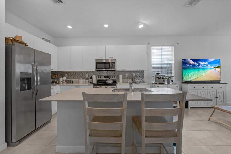 4 bedroom SingleFamilyResidence at 2409 NW 131st Circle, Golf Ests 1st Addn, Miami — photo 3