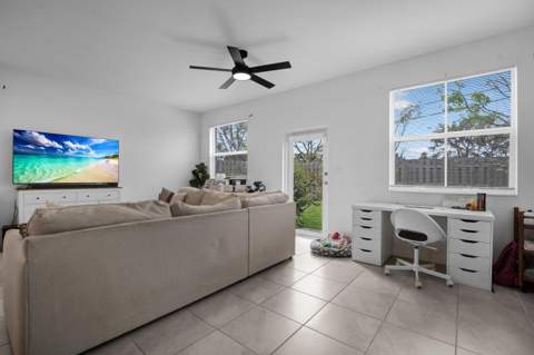2409 NW 131st Circle, Miami FL - photo 7 of 25