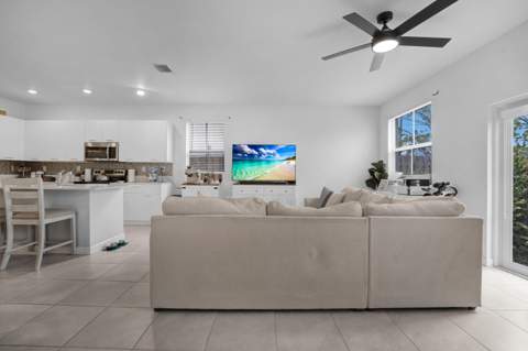 2409 NW 131st Circle, Miami FL - photo 9 of 25