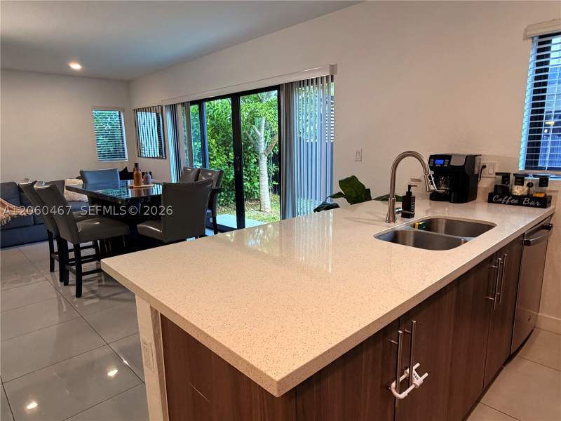 5 bedroom SingleFamilyResidence at 1163 NW 2nd St, Aurora, Florida City — photo 3