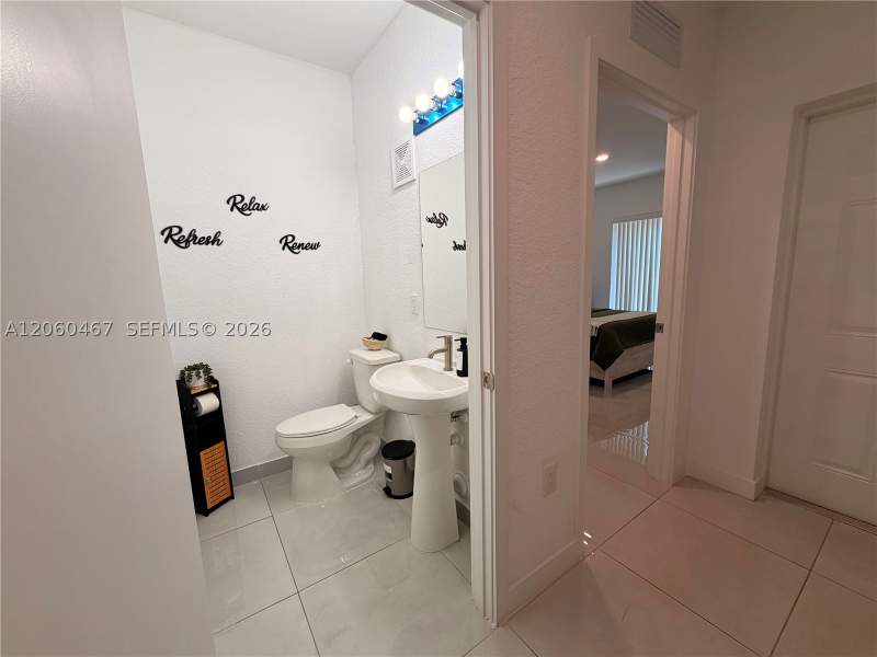 5 bedroom SingleFamilyResidence at 1163 NW 2nd St, Aurora, Florida City — photo 5