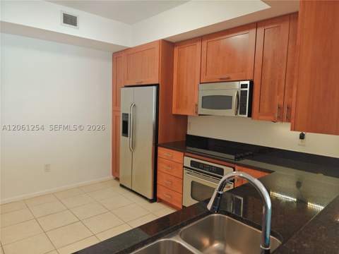 3340 NE 190th St 1304, Aventura FL - photo 7 of 17