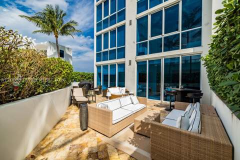 50 S Pointe Dr 510, Miami Beach FL - photo 13 of 21