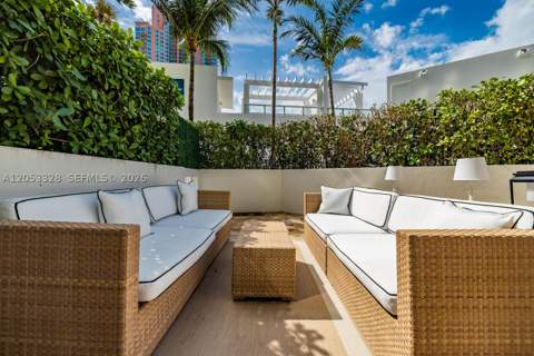 50 S Pointe Dr 510, Miami Beach FL - photo 14 of 21
