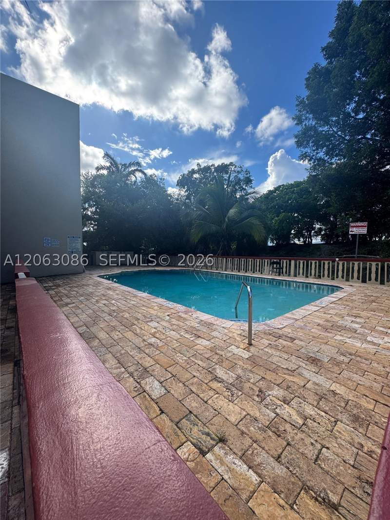 2 bedroom Condominium at 4265 NW South Tamiami Canal Dr 1-214, Tempo Condo Ph I, Miami — photo 2