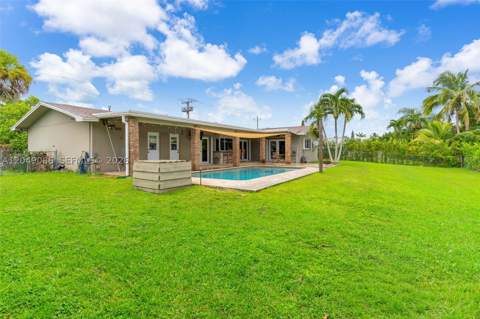 10360 SW 112th St, Miami FL - photo 6 of 35