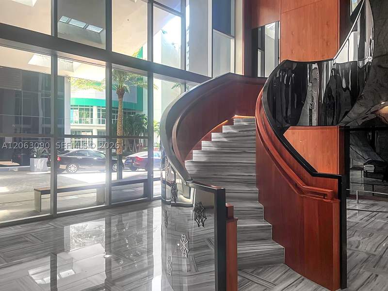 1 bedroom Condominium at 1300 Brickell Bay Dr 903, Brickellhouse Condo, Miami — photo 2