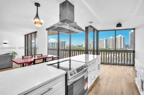 1000 W Island Blvd 1206, Aventura FL - photo 10 of 46