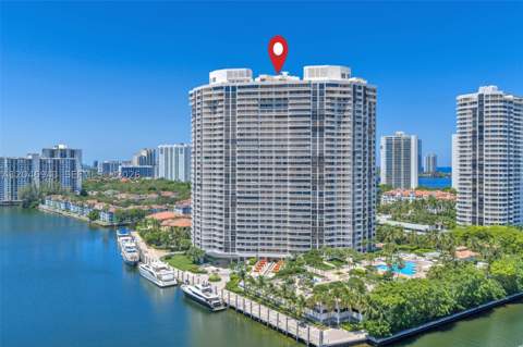 1000 W Island Blvd 1206, Aventura FL - photo 7 of 46
