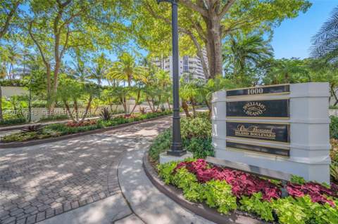 1000 W Island Blvd 1206, Aventura FL - photo 9 of 46