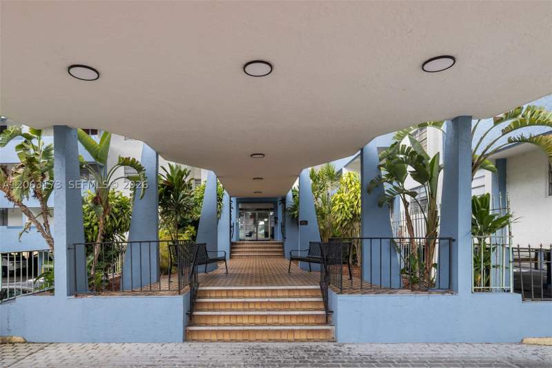 1 bedroom Condominium at 5050 NW 7th St 211, 5050 Condo, Miami — photo 2