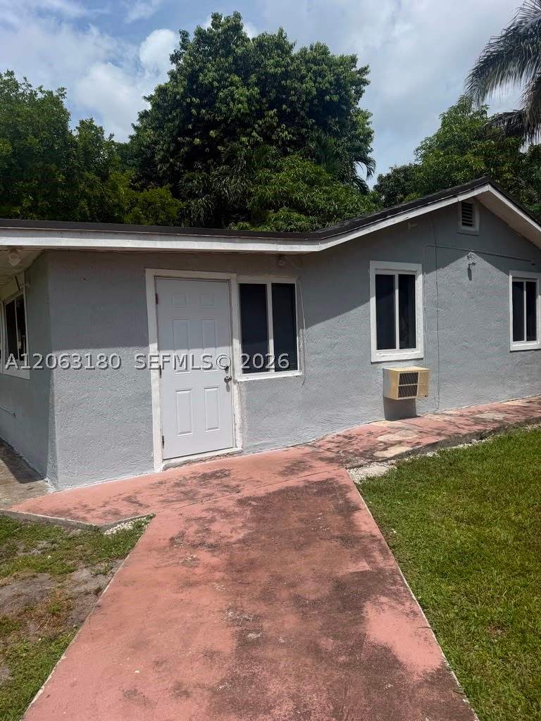 2 bedroom SingleFamilyResidence at 1289 NE 146th St, ARCH CREEKS ESTATES, Miami — photo 1