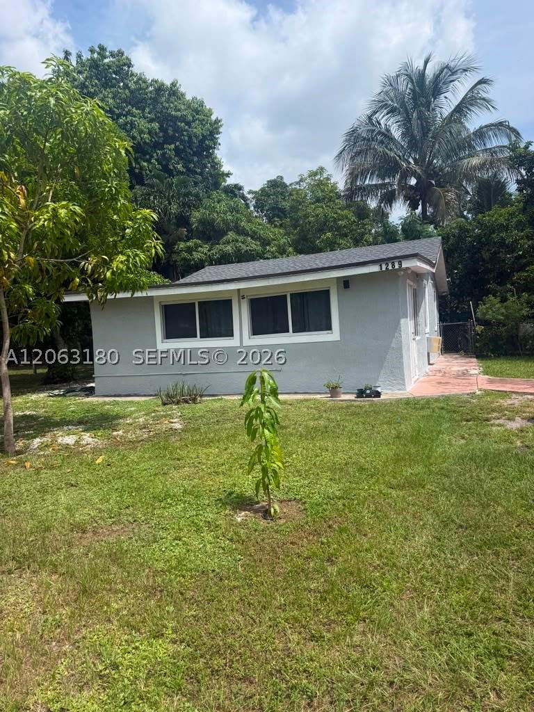 2 bedroom SingleFamilyResidence at 1289 NE 146th St, ARCH CREEKS ESTATES, Miami — photo 4