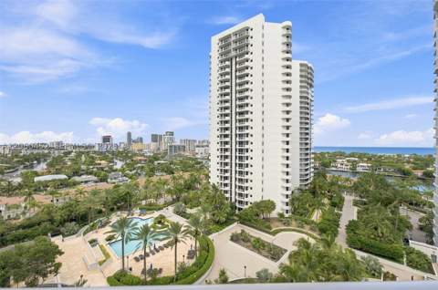 21205 Yacht Club Dr 1502, Aventura FL - photo 15 of 22