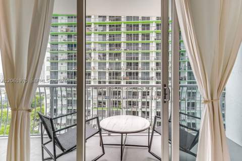 1750 N Bayshore Dr 1909, Miami FL - photo 16 of 31