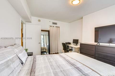 1750 N Bayshore Dr 1909, Miami FL - photo 6 of 31