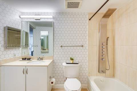 1750 N Bayshore Dr 1909, Miami FL - photo 8 of 31