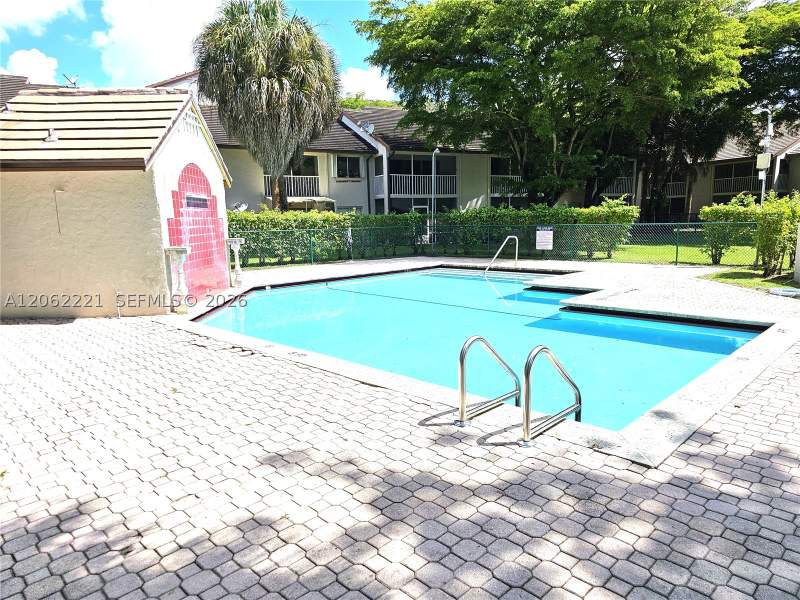 2 bedroom Condominium at 13904 SW 91st Ter 13904, Parc Vista Condo, Miami — photo 4