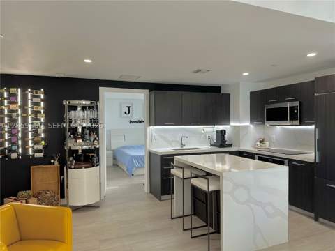 45 SW 9th St 2501, Miami FL - photo 7 of 28