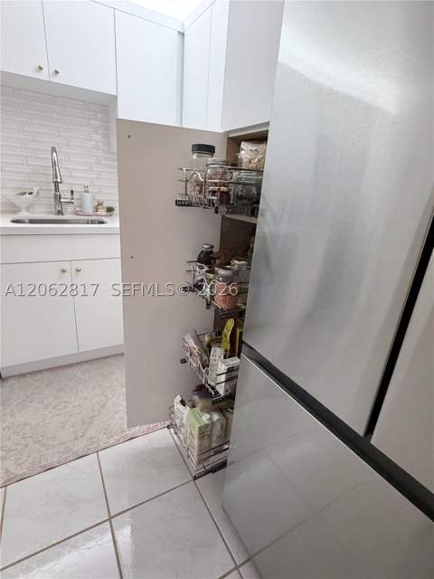 17000 NW 67th Ave 112, Hialeah FL - photo 8 of 27