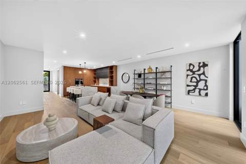 1034 SW 11th Ave, Miami FL - photo 11 of 31