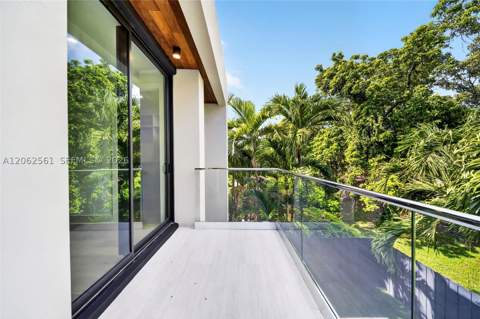 1034 SW 11th Ave, Miami FL - photo 21 of 31