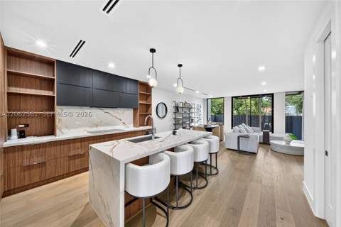 1034 SW 11th Ave, Miami FL - photo 7 of 31