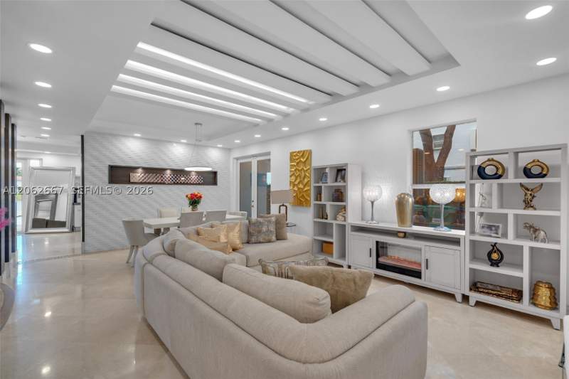 4 bedroom SingleFamilyResidence at 10867 NW 59th St, Doral Isles Antilles 1st, Doral — photo 3
