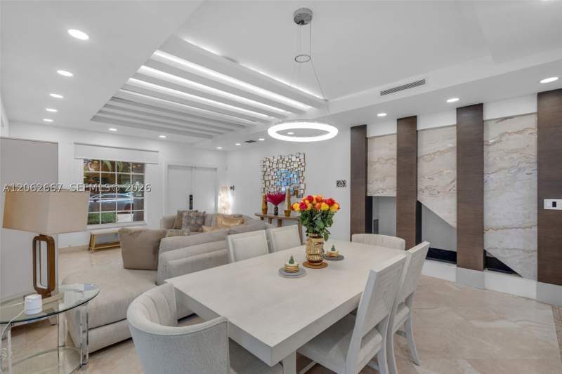 4 bedroom SingleFamilyResidence at 10867 NW 59th St, Doral Isles Antilles 1st, Doral — photo 5