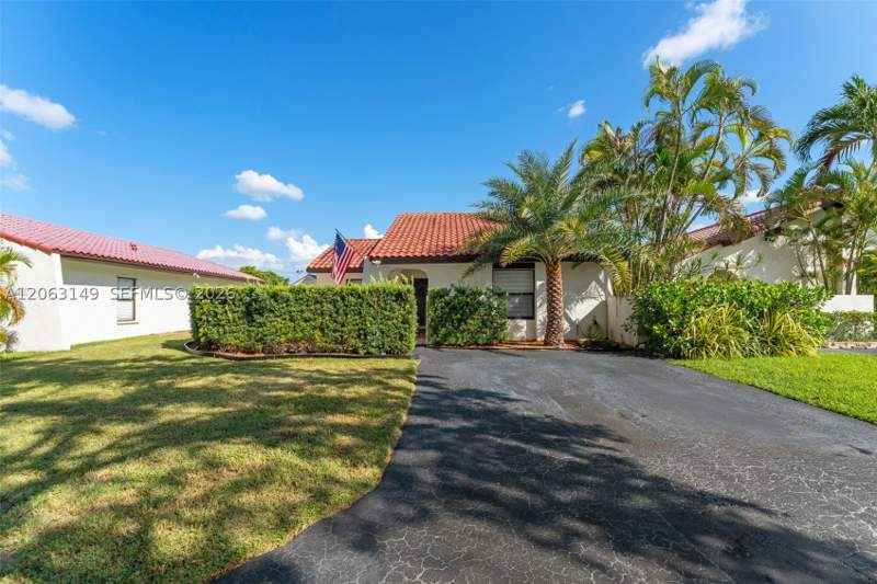 2 bedroom Townhouse at 13396 SW 115th Ter, Crossings Twnhse Sec 1, Miami — photo 2