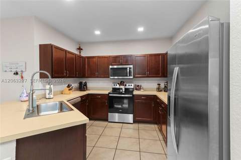 24303 SW 118th Ave, Homestead FL - photo 9 of 41