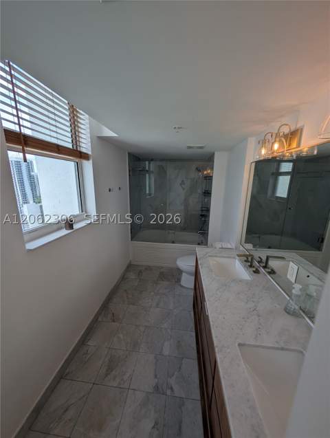31 SE 5 3002, Miami FL - photo 14 of 23