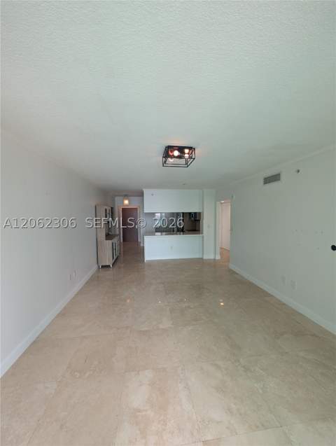 31 SE 5 3002, Miami FL - photo 7 of 23
