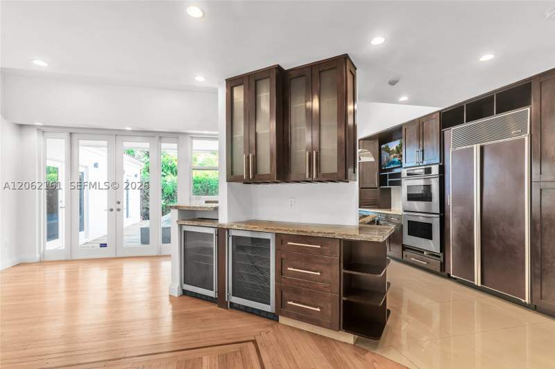 4 bedroom SingleFamilyResidence at 776 NE 74th St, Belle Meade Of Mia Sec 1, Miami — photo 4