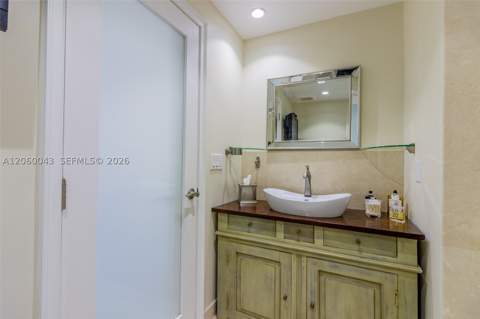 5255 Collins Ave 11E, Miami Beach FL - photo 20 of 39