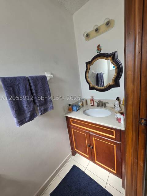 8085 NW 8th St 6, Miami FL - photo 8 of 21