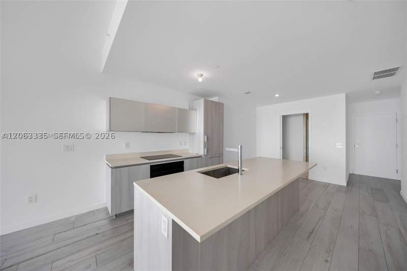 2 bedroom Condominium at 480 NE 31st St 2003, Gran Paraiso Condo, Miami — photo 4