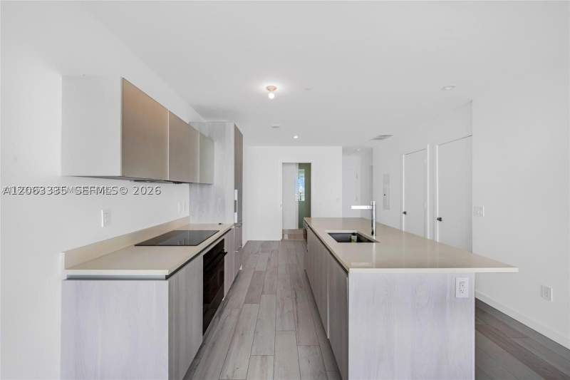 2 bedroom Condominium at 480 NE 31st St 2003, Gran Paraiso Condo, Miami — photo 5