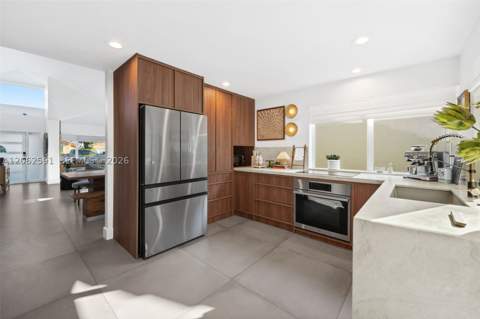 18146 NW 61st Pl, Hialeah FL - photo 10 of 33