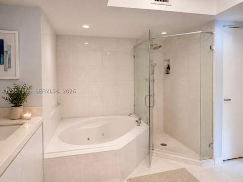 6301 Collins Ave 1504, Miami Beach FL - photo 16 of 35