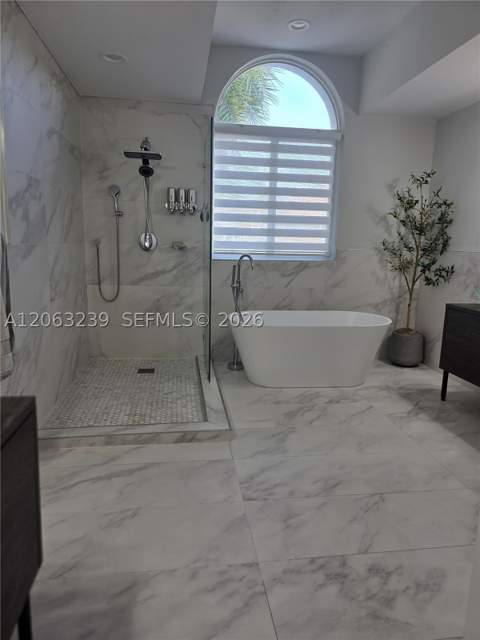 10797 NW 73rd Ter, Doral FL - photo 16 of 18