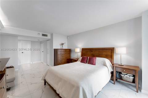 100 Bayview Dr 709, Sunny Isles Beach FL - photo 14 of 29