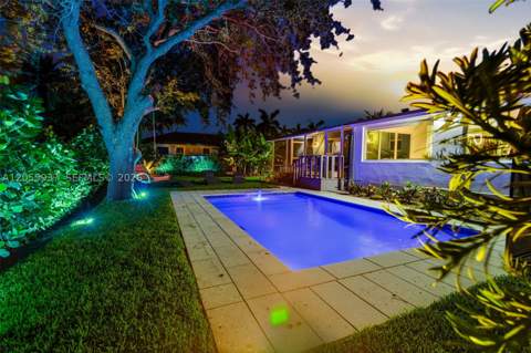 10795 SW 34th St, Miami FL - photo 11 of 76