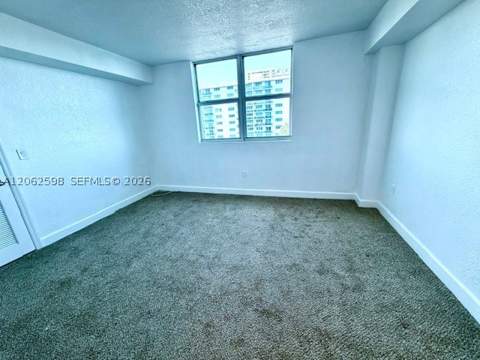 7501 E Treasure Dr 5H, North Bay Village FL - photo 10 of 20