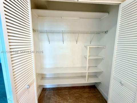 7501 E Treasure Dr 5H, North Bay Village FL - photo 14 of 20