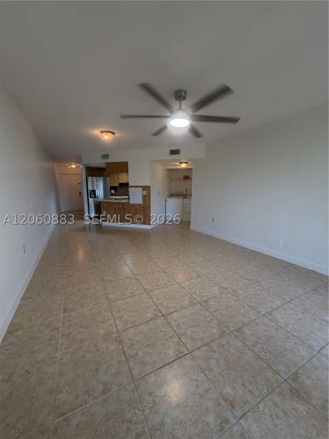 8205 Lake Dr 306, Doral FL - photo 11 of 37