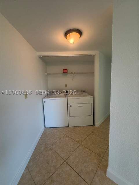 8205 Lake Dr 306, Doral FL - photo 16 of 37