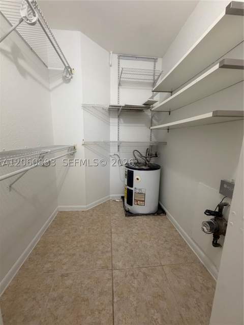 8205 Lake Dr 306, Doral FL - photo 24 of 37