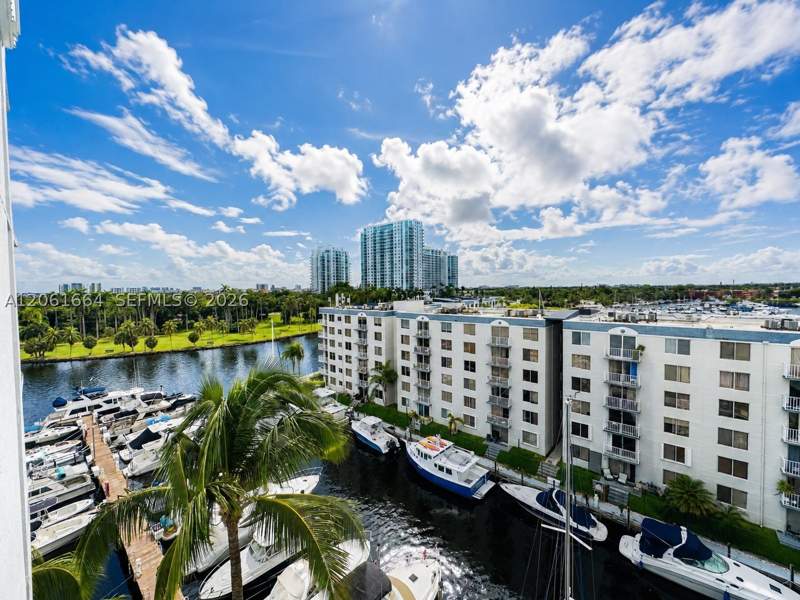 2 bedroom Condominium at 1700 NW N River Dr 805, River Run Condo Ph I, Miami — photo 2